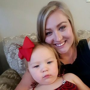 Meet your Posher, Cristin